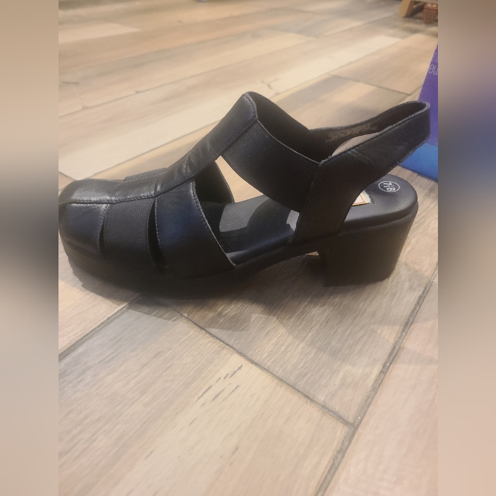 Black Chunky Sandals with Velcro Straps